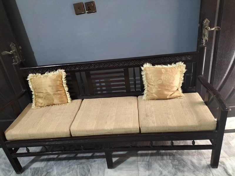 sofa set 0
