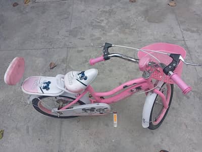 Kids bicycle for girls size-16 in new condition