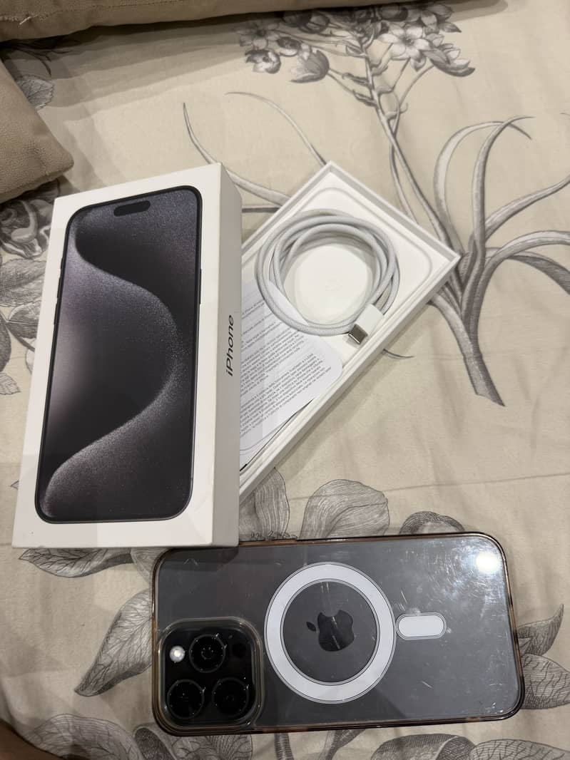 Apple iPhone 15 Pro Max 7