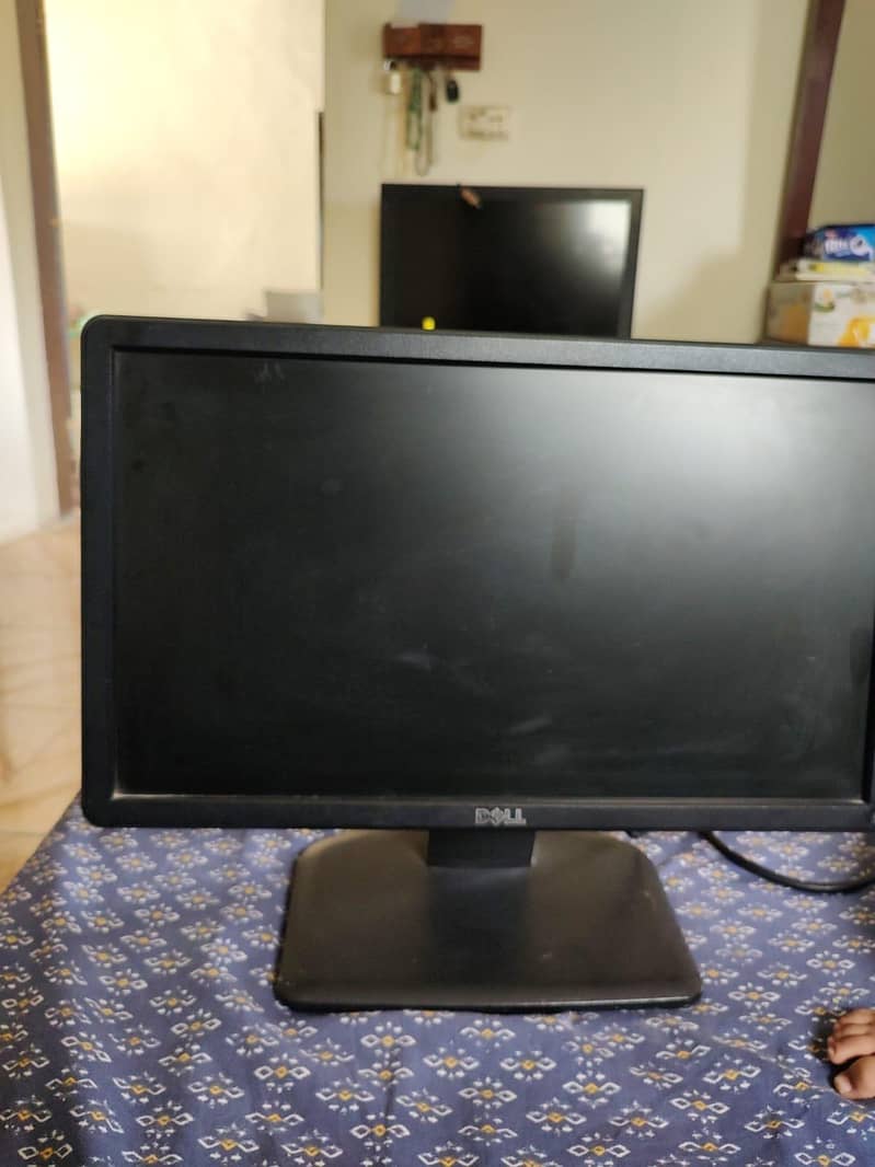 COMPUTER LCD 1