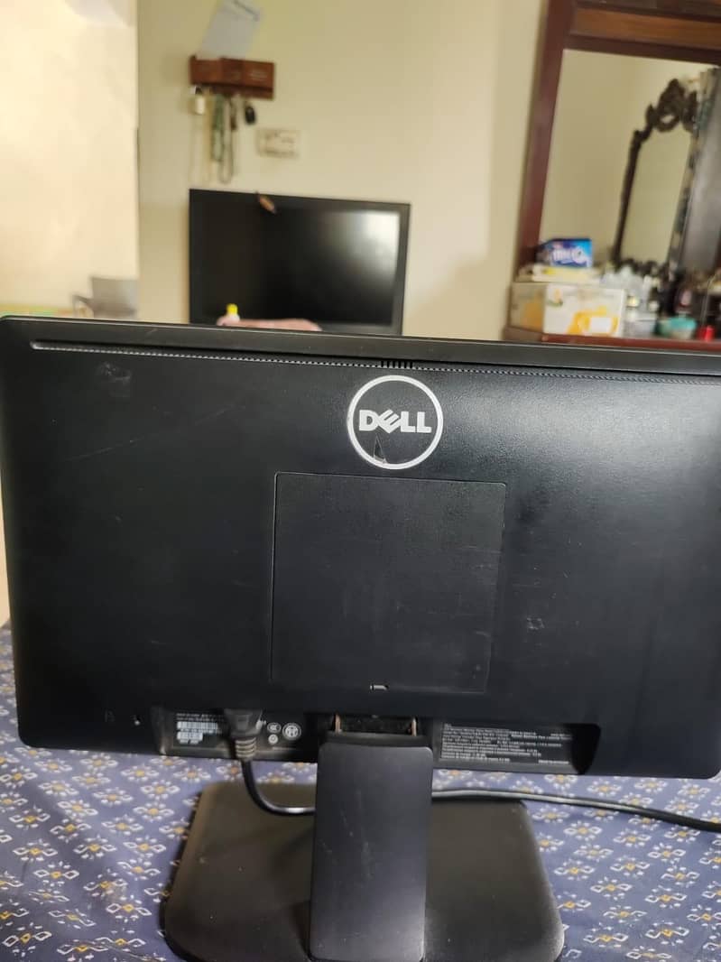 COMPUTER LCD 2