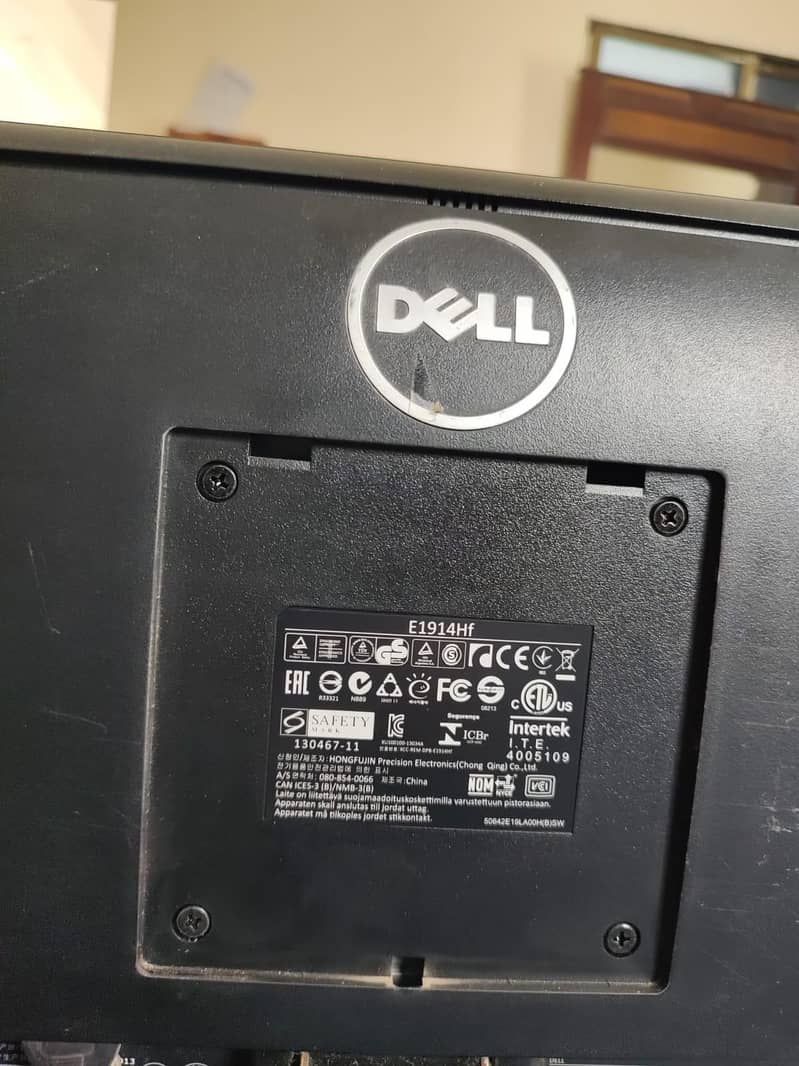 COMPUTER LCD 3
