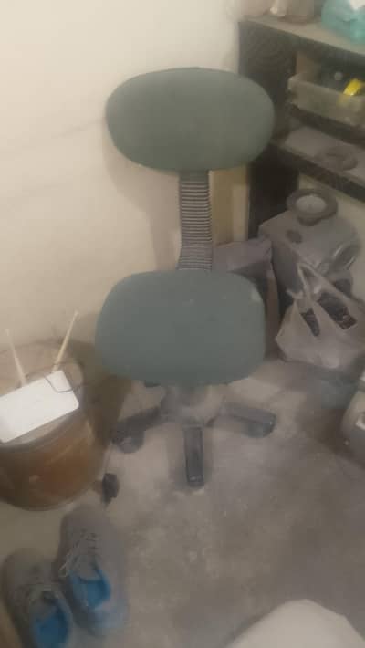 computer chair urgent sell