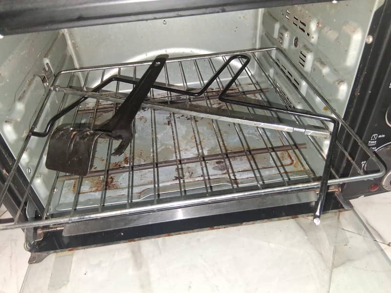 microwave oven 2