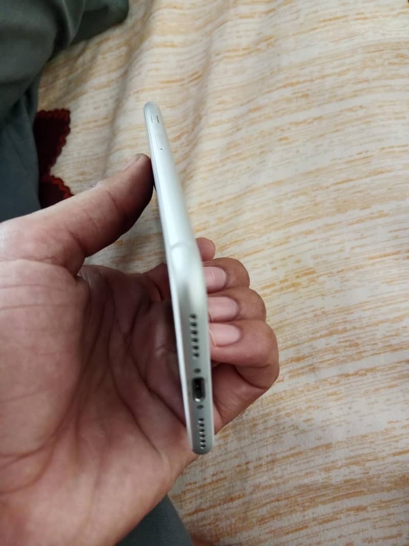 iphone 7 4