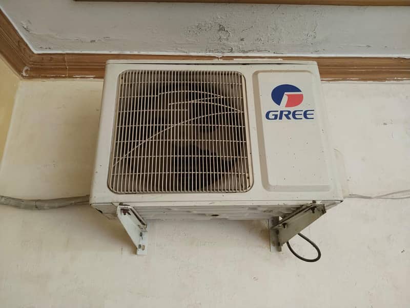 Split AC 1