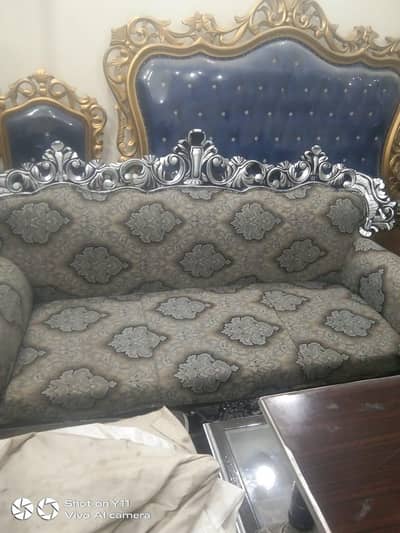 Good condition Jaheez furniture made in Nov 2025. . urgent sale