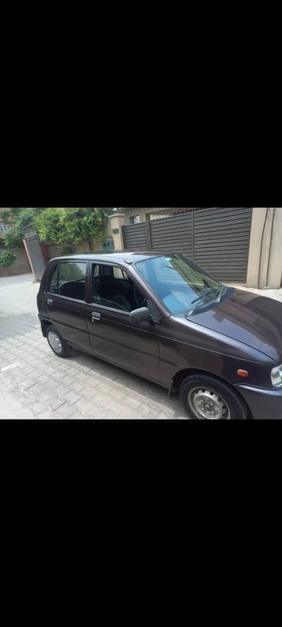 Daihatsu Cuore 2012