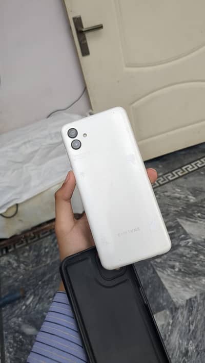 Samsung Mobile A04