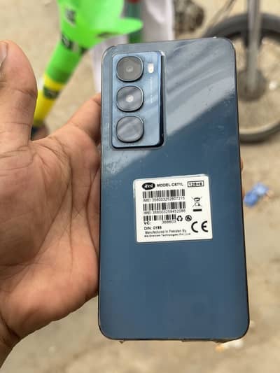Itel City 100