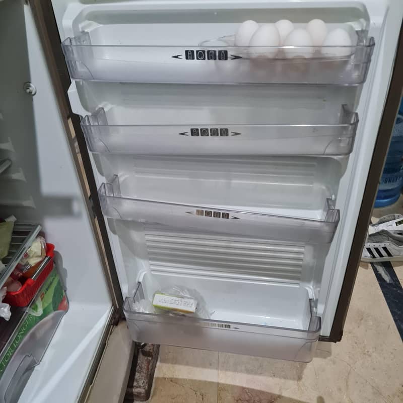 Dawlance Refrigerator 0