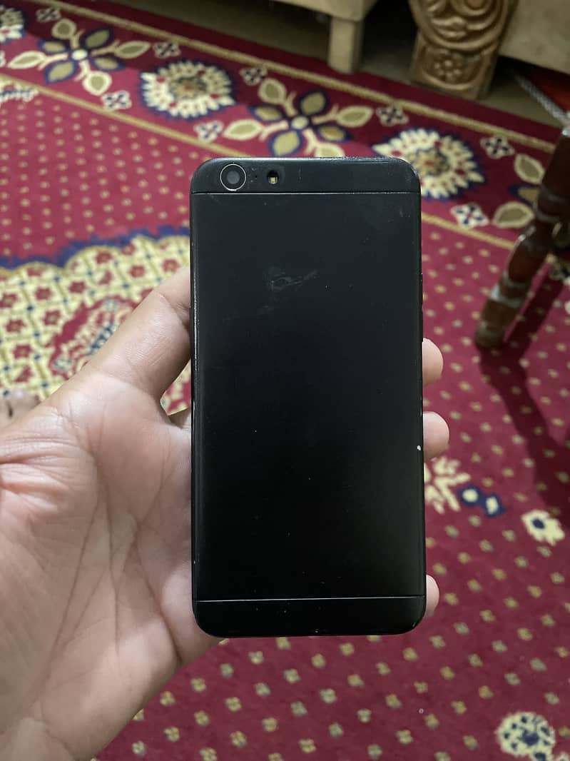 OPPO A57 1