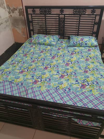 iron bed