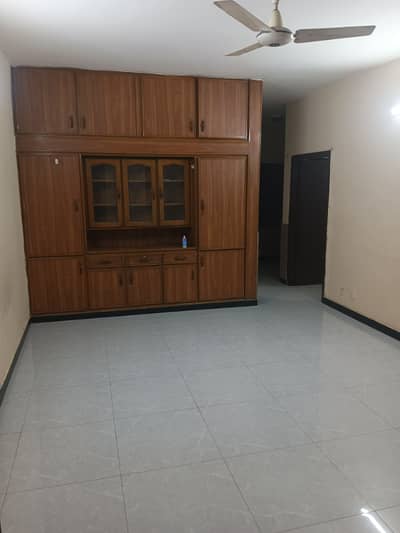 G-11 Size 5 Marla Upper Floor Portion For Rent without Mumty