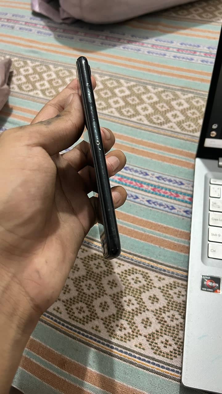 Apple iPhone 7 4