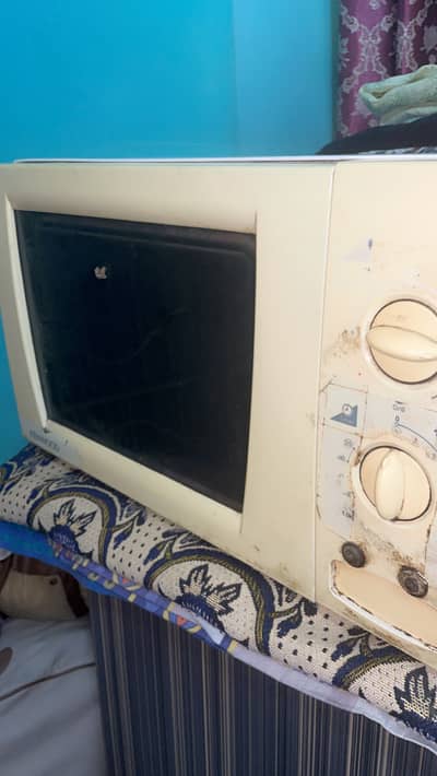 Microwave urgent sale