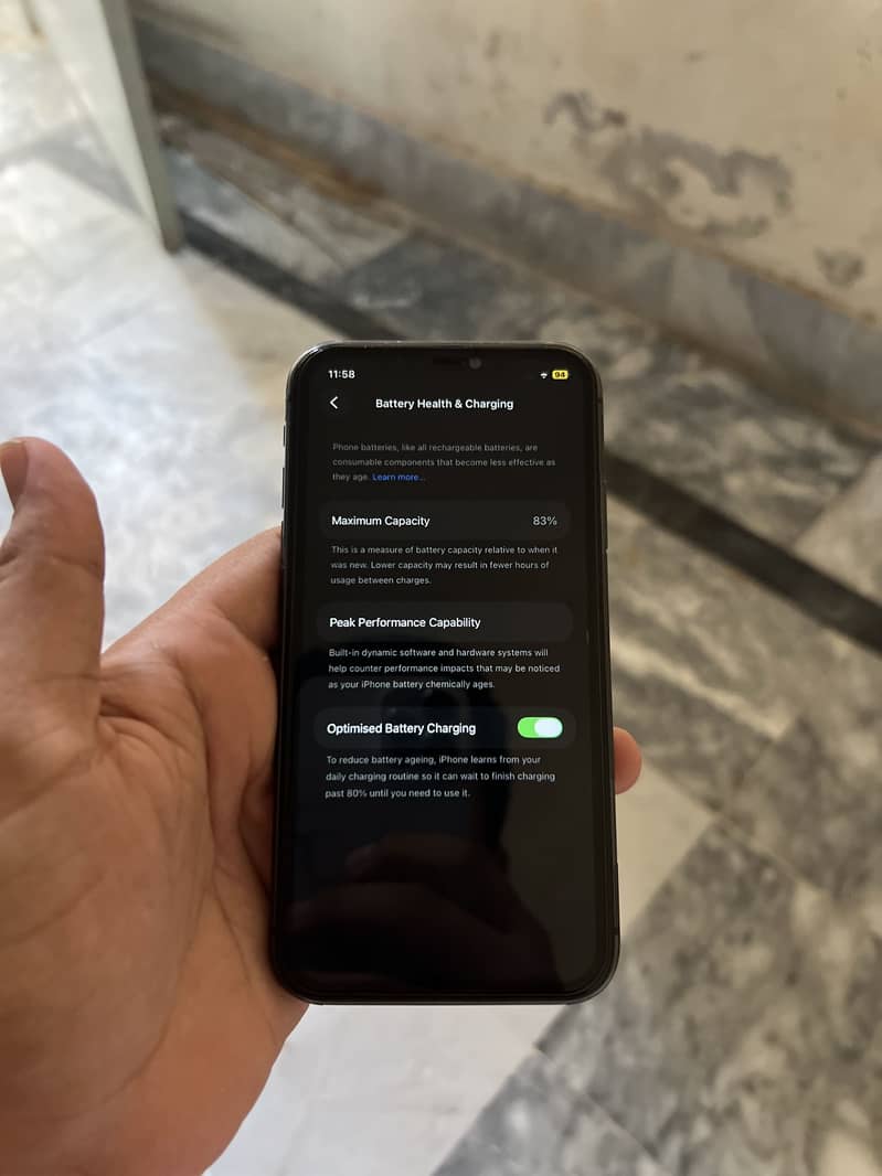 Apple iPhone 11 3