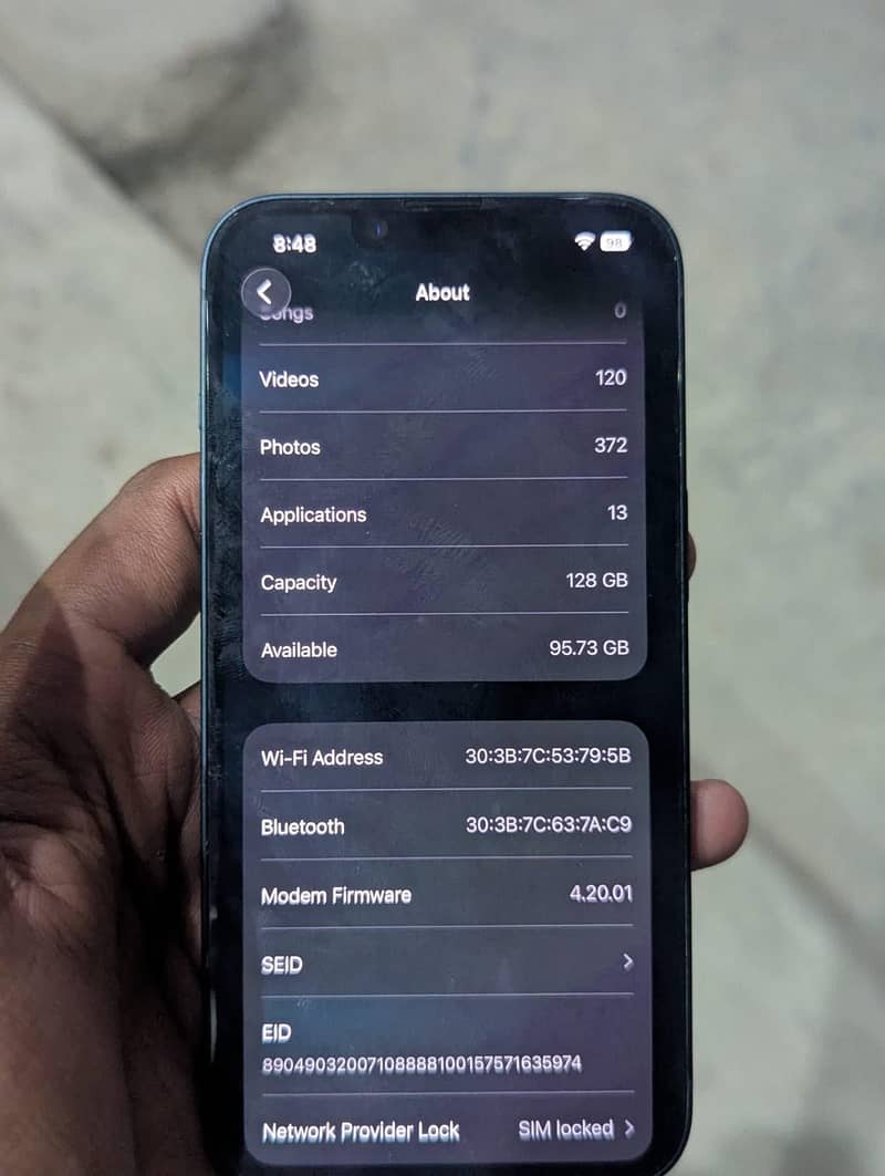 Apple iPhone 14 4