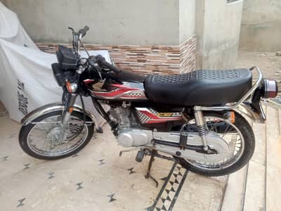 Honda cg 125 black 2024 ka 10 month ma nkla h