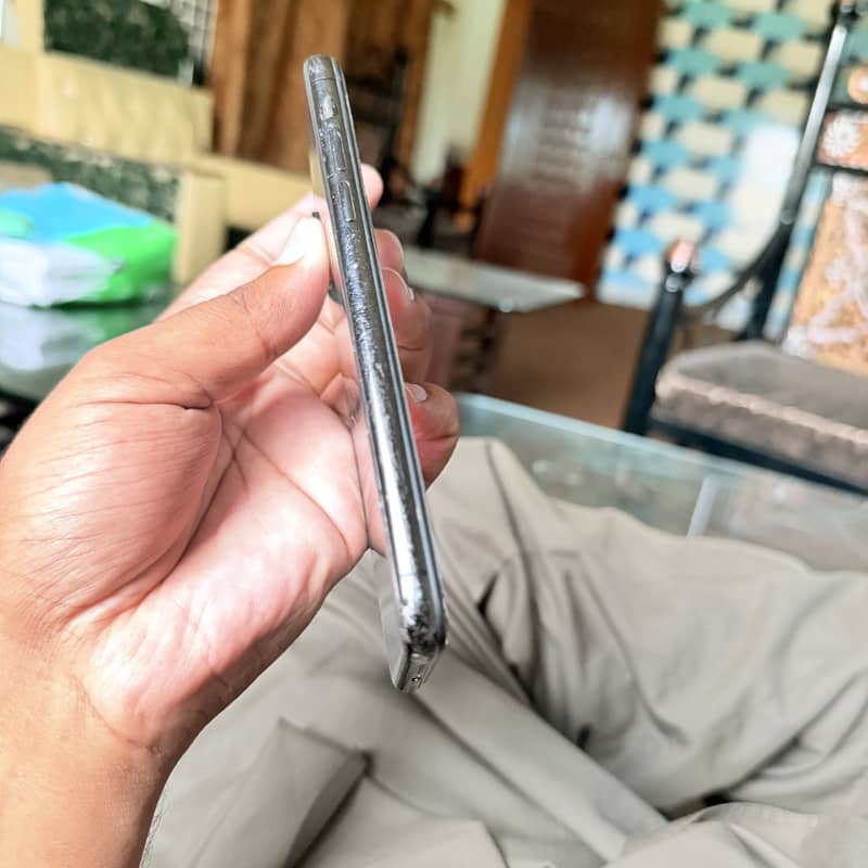 Apple iPhone X 2