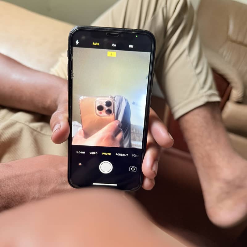 Apple iPhone X 3