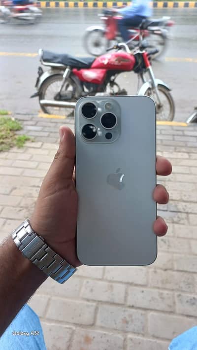 Apple iPhone 15 Pro Max