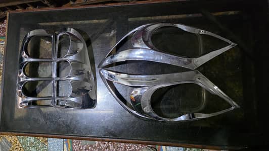 Toyota hilux vigo 2005 Chrome Light Trims