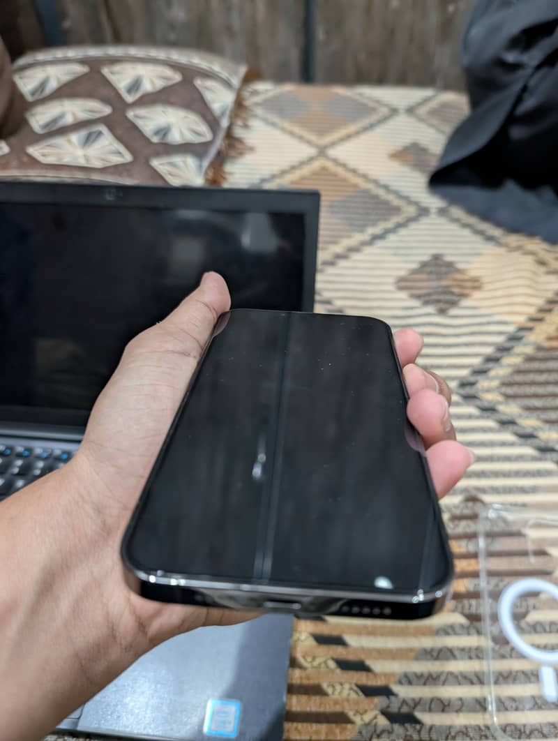 Apple iPhone 13 Pro Max 5