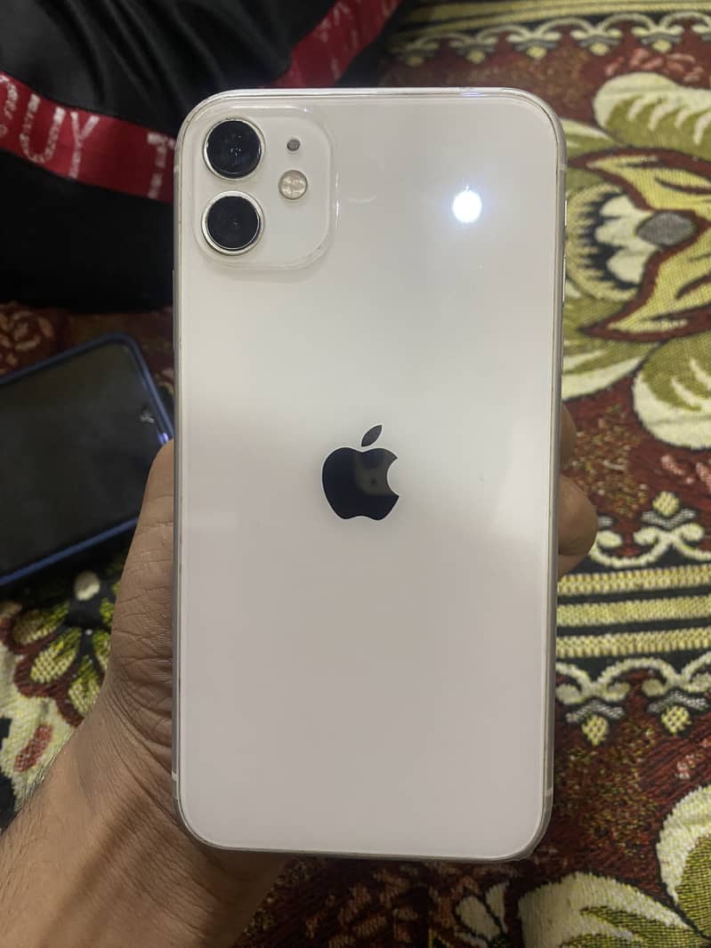 Apple iPhone 11 0