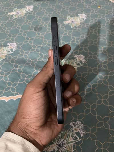 Apple iPhone 17e