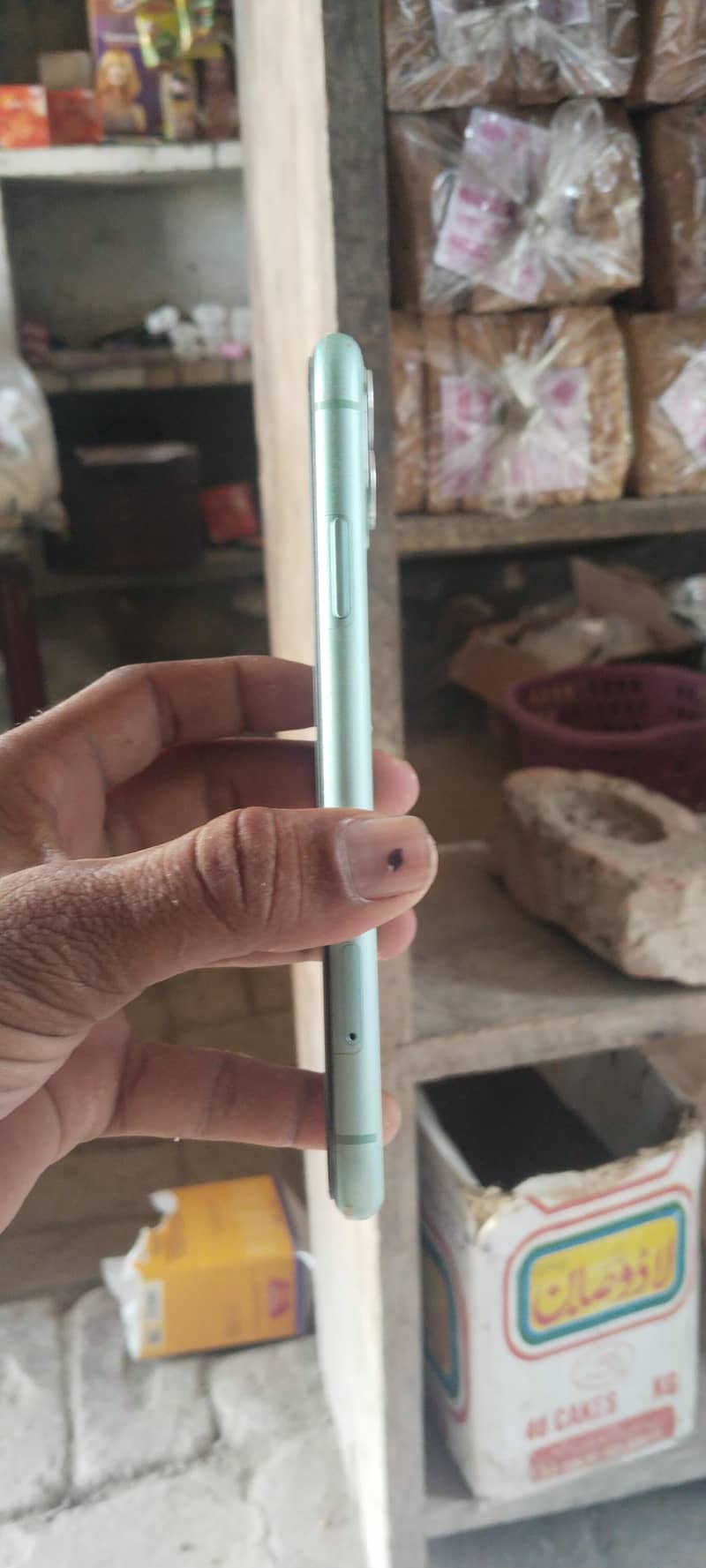 Apple iPhone 11 3