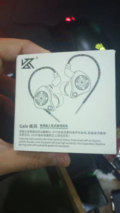 Selling Brand New IEM kZ Gale 3.5mm with Mic Perfect FOR GAMING
