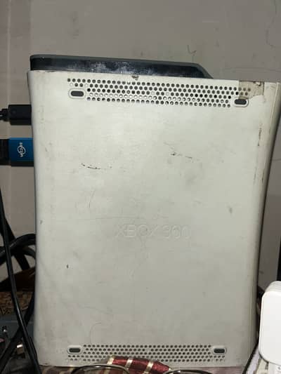 Xbox 360 with all Accessories