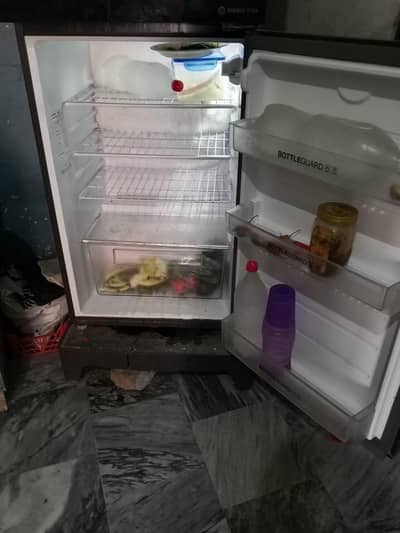 Haier Refrigerator. (Inverter)