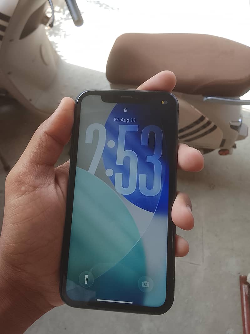 Apple iPhone 11 2
