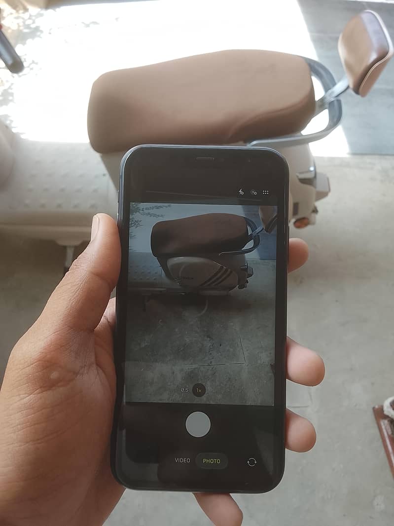 Apple iPhone 11 6