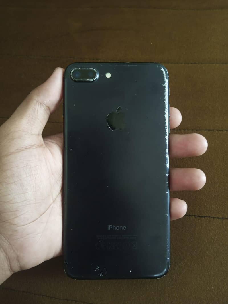 Apple iPhone 7 Plus 0