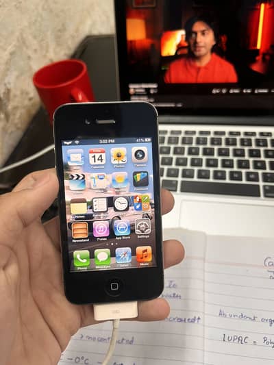 Apple iPhone 4s