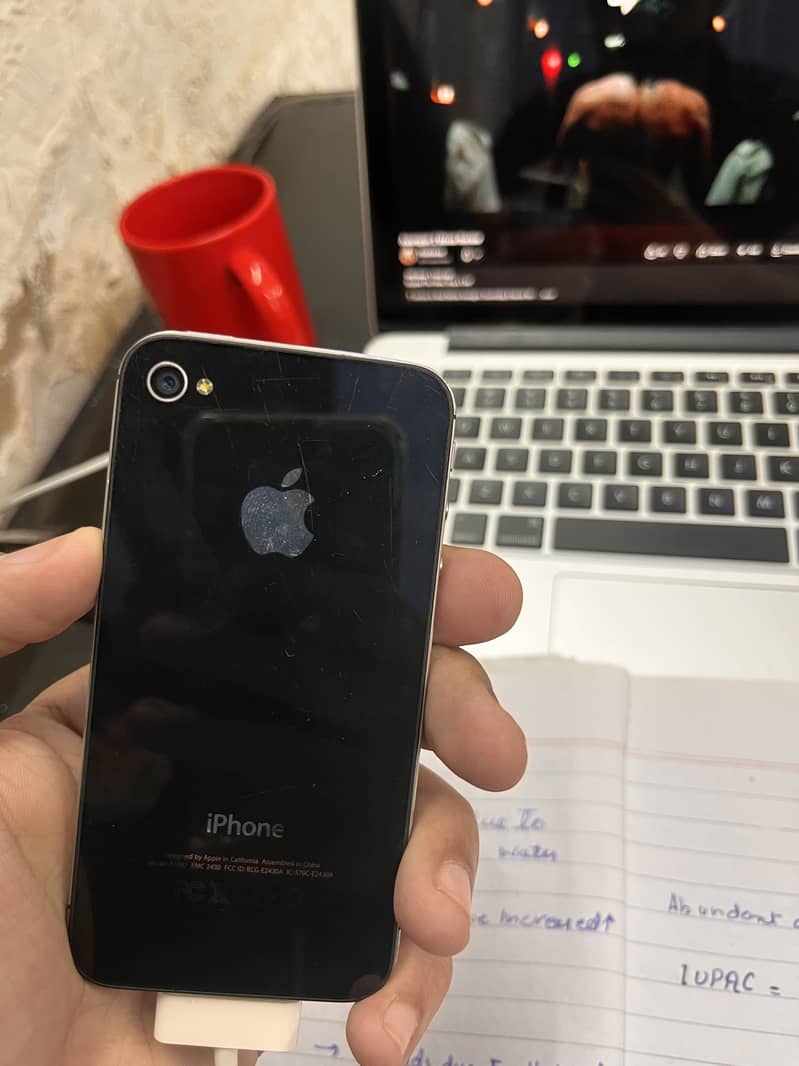 Apple iPhone 4s 3