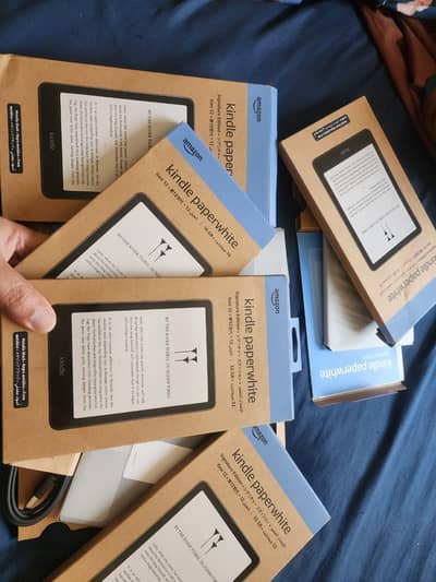  Amazon Kindle — For Book Lovers