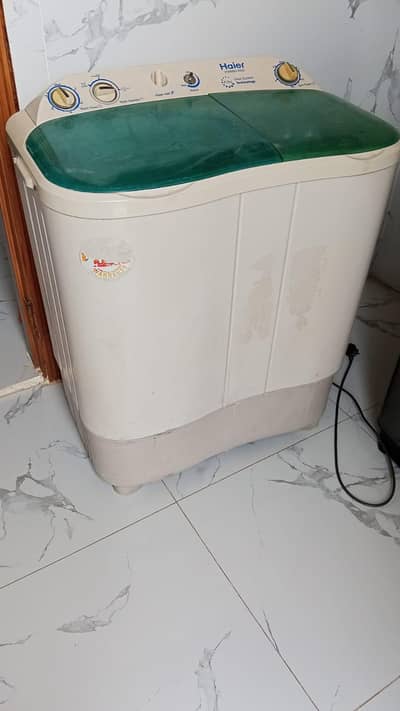 8KG Top Load Haier Washing machine and dryer for sale