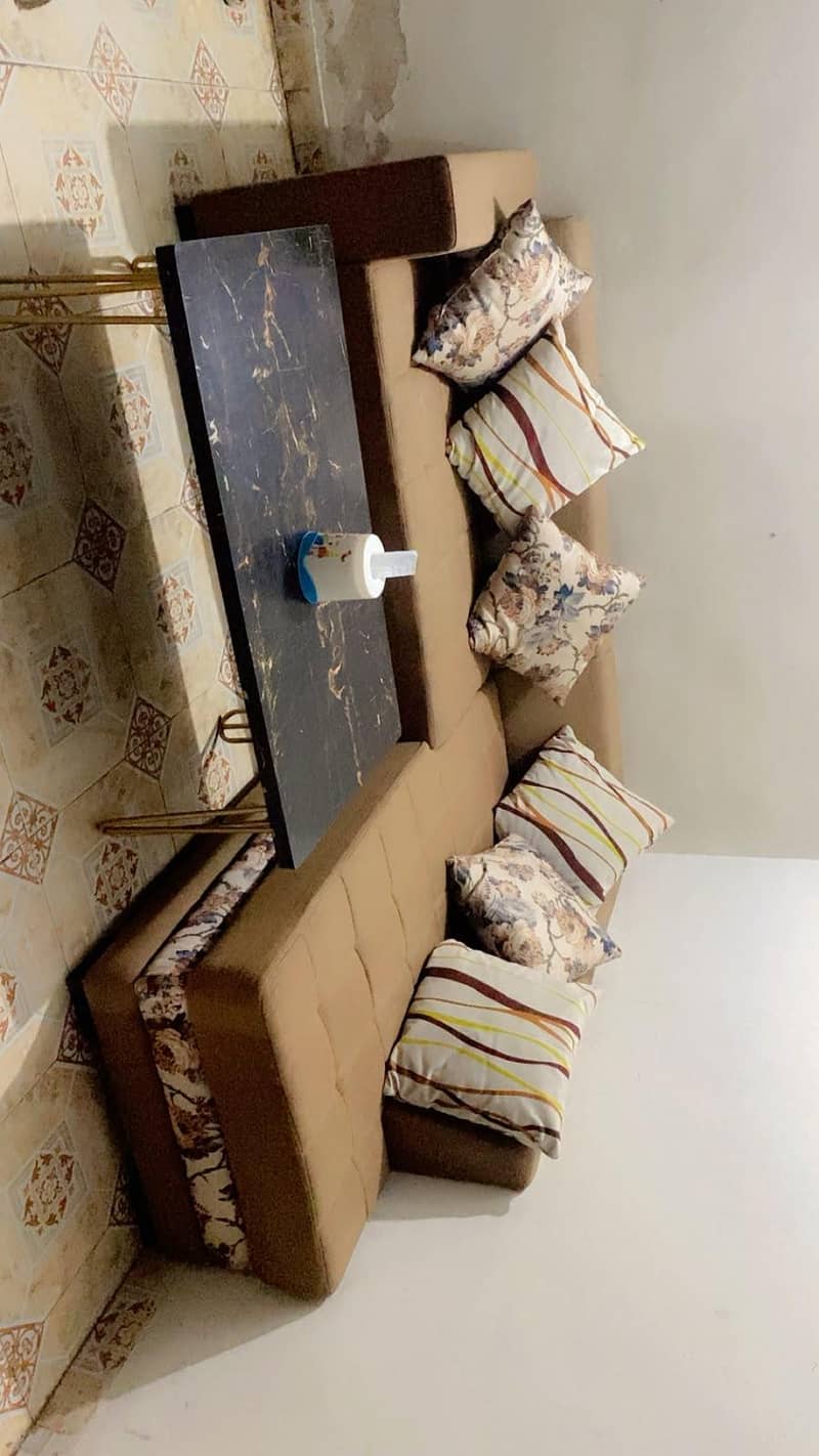 L shape sofa set with table 0