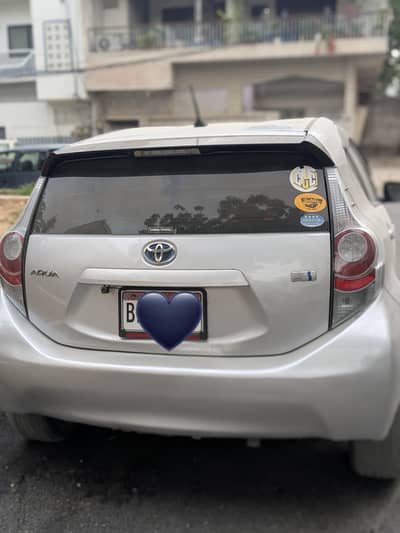 Toyota Aqua 2013