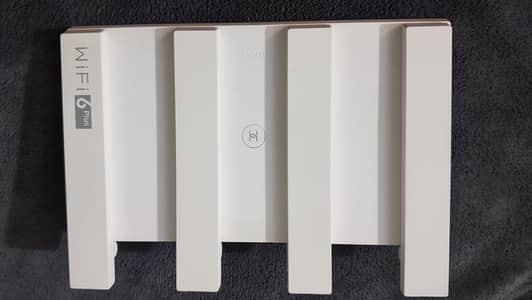 Huawei AX3 WiFi 6+ Dual Band Router (Dual-Core) Box & Accessories