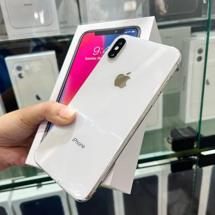 Apple iPhone X 3
