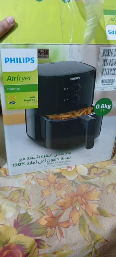 Air fryer Philips original Hd9200 Open box bought from Alfatah Mall