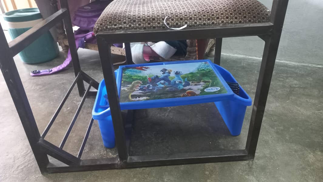study Table and chair 1