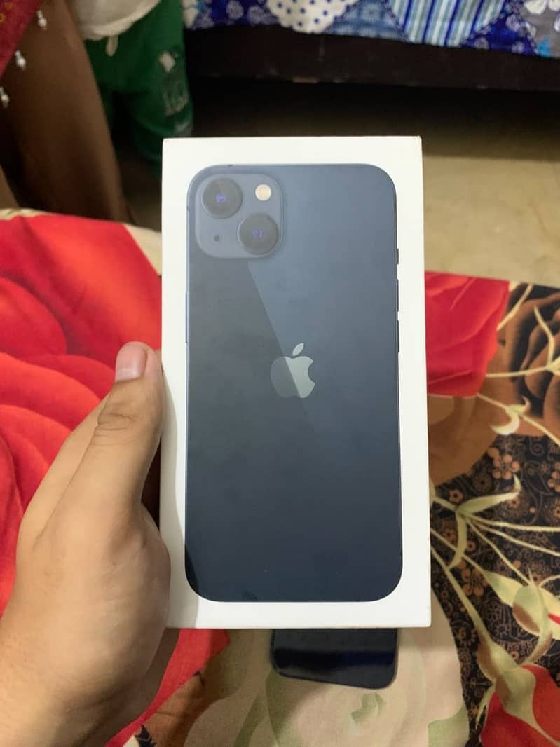 Apple iPhone 13 1