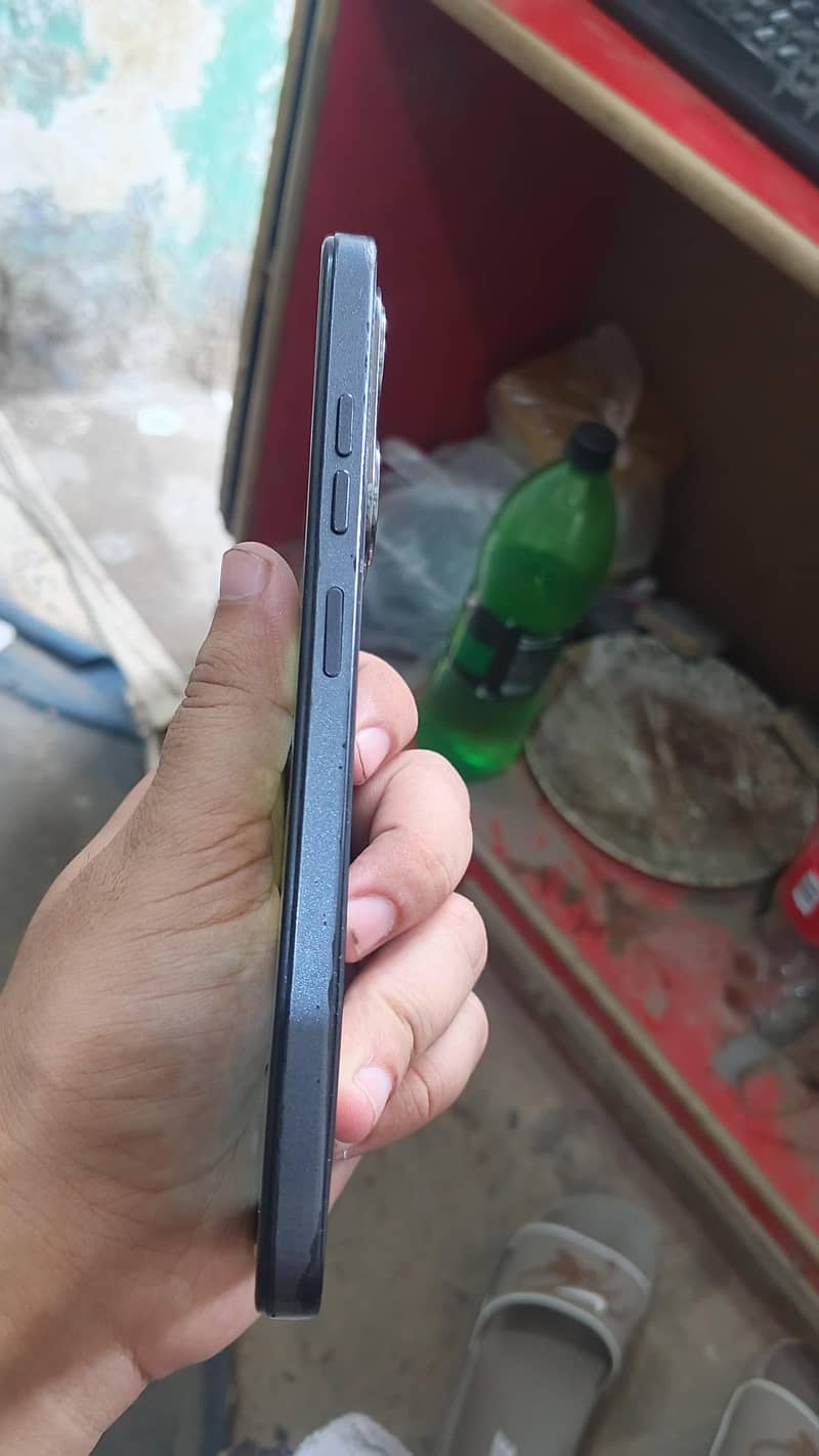 Tecno Spark 20 3
