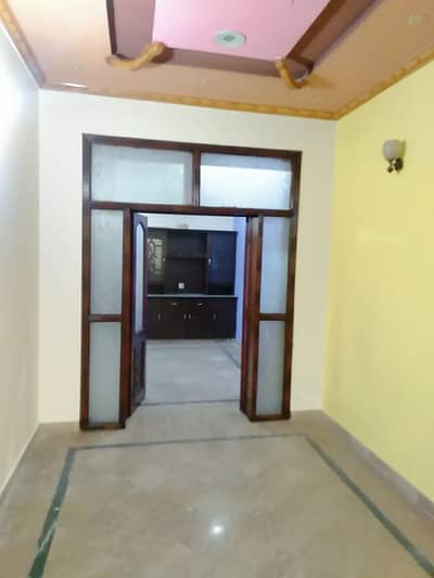 VIP beautiful 5 Marla portion is available for rent in sabzazar Lahore